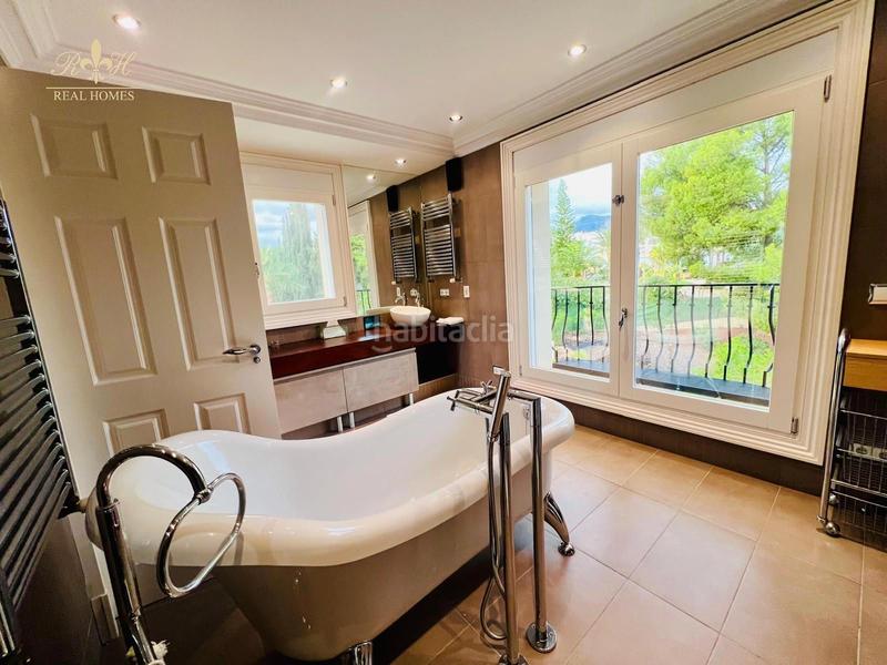 Foto 009d5d53-5d16-4304-9571-63651f151902. Affitto chalet con riscaldamento parcheggio piscina in Altea