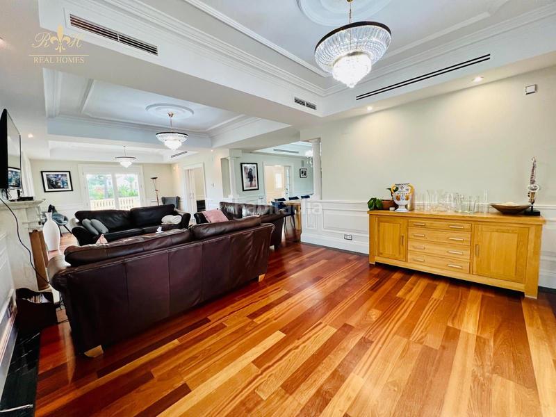 Foto 3af2eebb-6417-41d3-9160-6905a346065f. Affitto chalet con riscaldamento parcheggio piscina in Altea