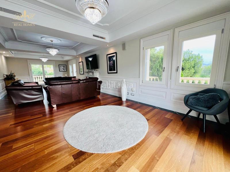 Foto 547ad0e2-d171-4077-b318-006018e0f267. Affitto chalet con riscaldamento parcheggio piscina in Altea