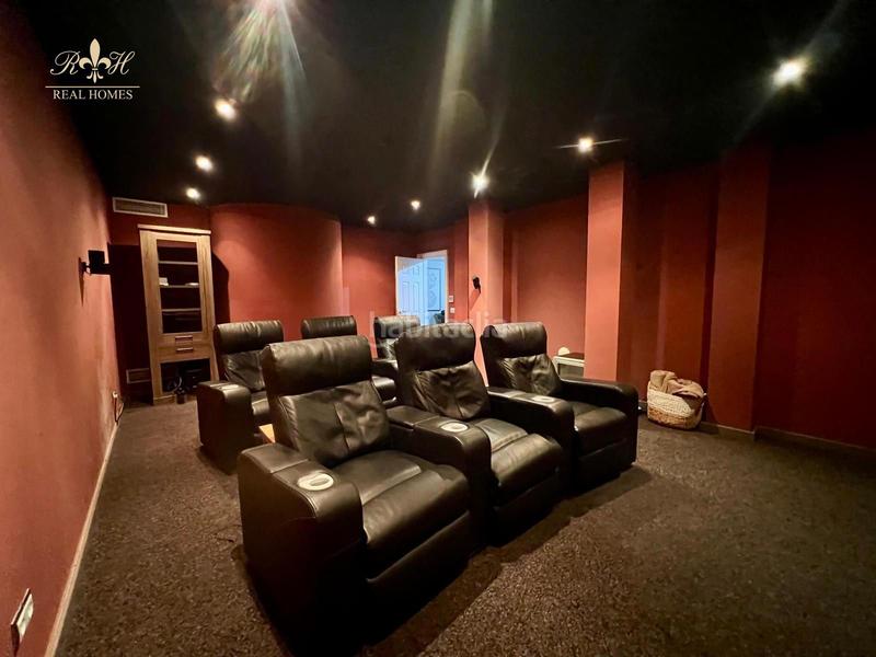 Foto 861939af-4695-4538-b147-9e5ad82601e9. Affitto chalet con riscaldamento parcheggio piscina in Altea