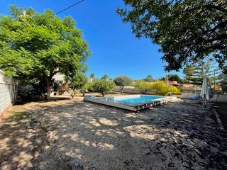 Xalet  Pintor ribera. Chalet independiente a la venta en alfaz del pi