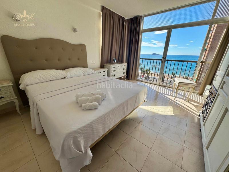 Foto c3f5efe0-6d87-4371-896c-51c8adffe1c5. Àtic amb aparcament a Playa Poniente Benidorm