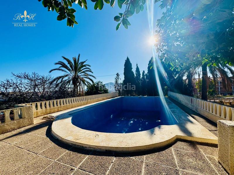 Foto 1c894243-5ff4-47b3-8c33-30202fa3464e. Chalet mit parking pool in Pueblo-Ubanizaciones Alfàs del Pi (l´)