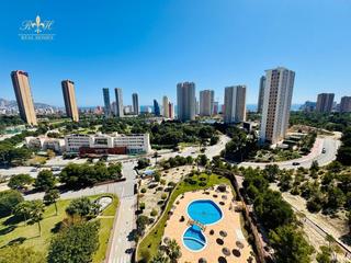 Pis  Presidente adolfo suarez. Apartamento dos dormitorios con vistas al mar