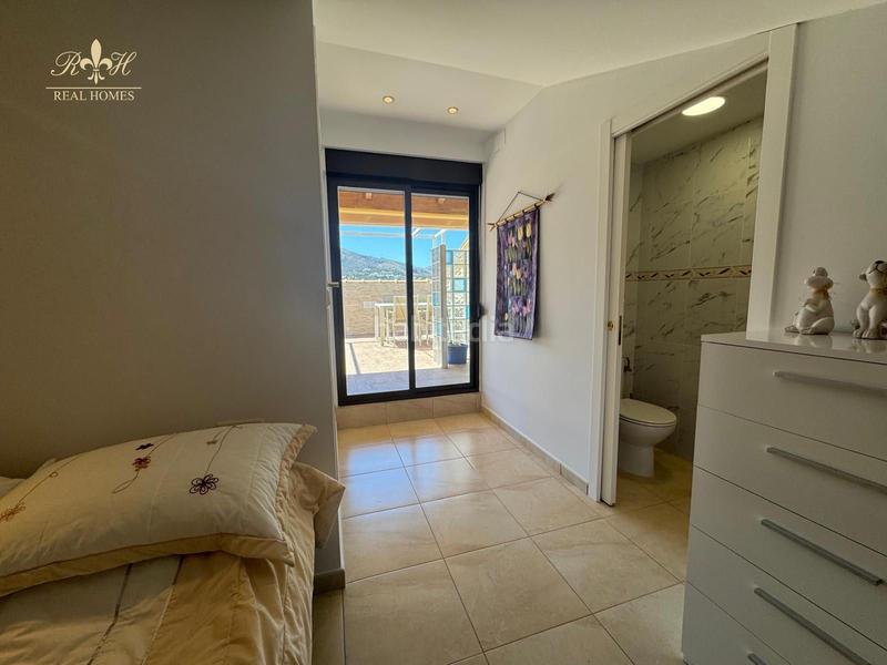 Foto a8efc52f-2bc4-4736-832e-34bc9c4f9173. Duplex con riscaldamento parcheggio piscina in L´Albir Alfàs del Pi (l´)