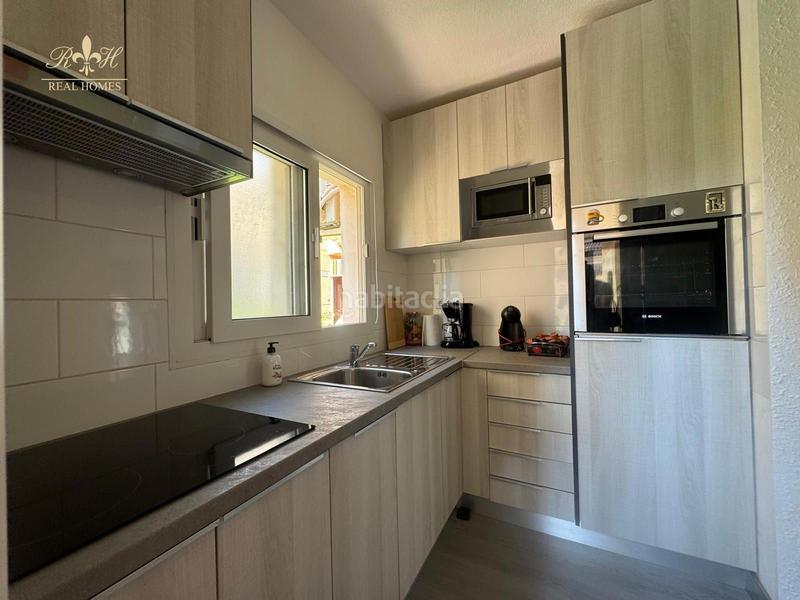 Foto 5d35e0fb-9c6c-430d-a6d9-77cbb51cc5b6. Location duplex avec piscine dans L´Albir Alfàs del Pi (l´)