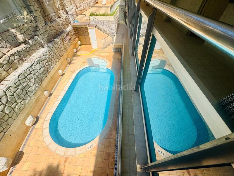 Foto 7a339ee6-a2d3-49c3-a43a-e1d438285fe2. Appartamento con parcheggio piscina in Mascarat Altea