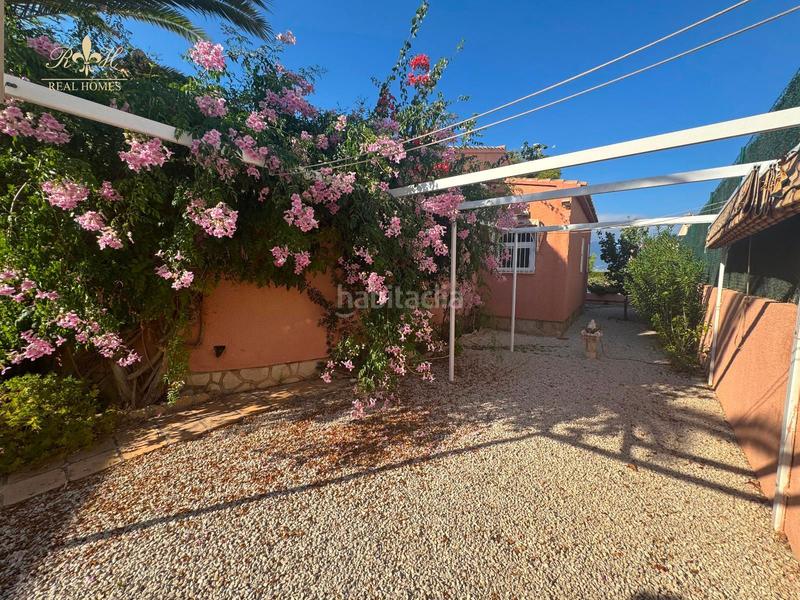 Foto b58ba261-d246-41c0-b84f-dc31aae30f22. Chalet con riscaldamento parcheggio piscina in L´Albir Alfàs del Pi (l´)