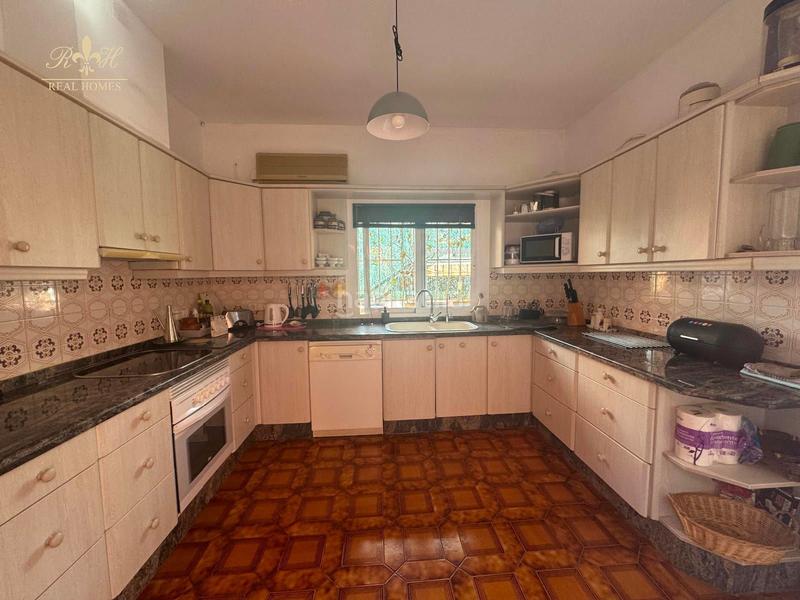 Foto e0601bcb-898c-42c5-afb7-1647e44098ac. Chalet con riscaldamento parcheggio piscina in L´Albir Alfàs del Pi (l´)