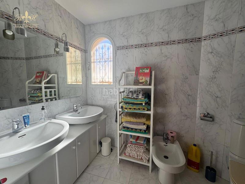 Foto e4c067c5-112d-4cfb-b88a-0579a6114c4c. Xalet amb calefacció aparcament piscina a L´Albir Alfàs del Pi (l´)