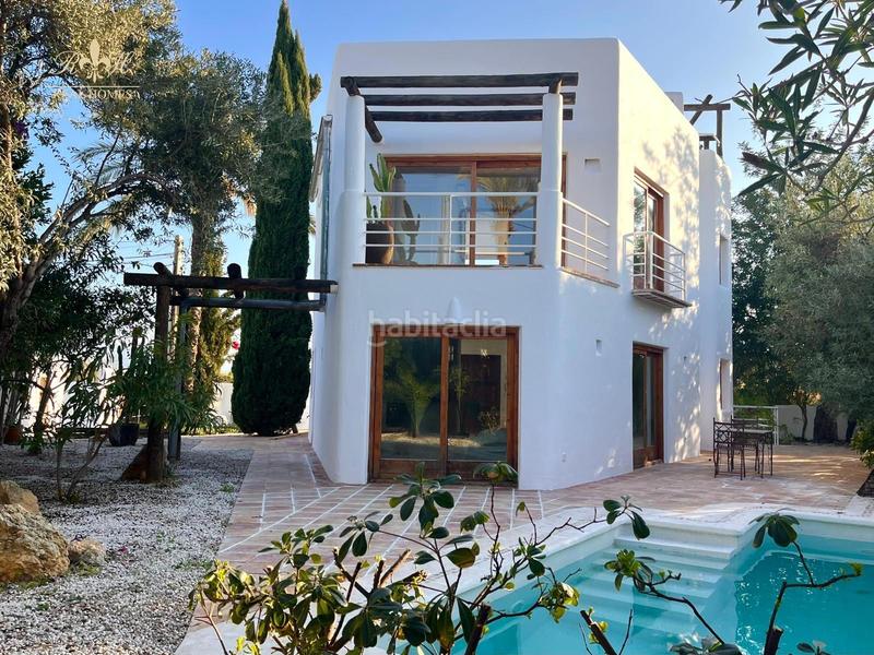 Foto a5a07283-ac76-46ed-af11-12a79bc4f275. Location chalet avec piscine dans Escandinavia-Cautivador Alfàs del Pi (l´)