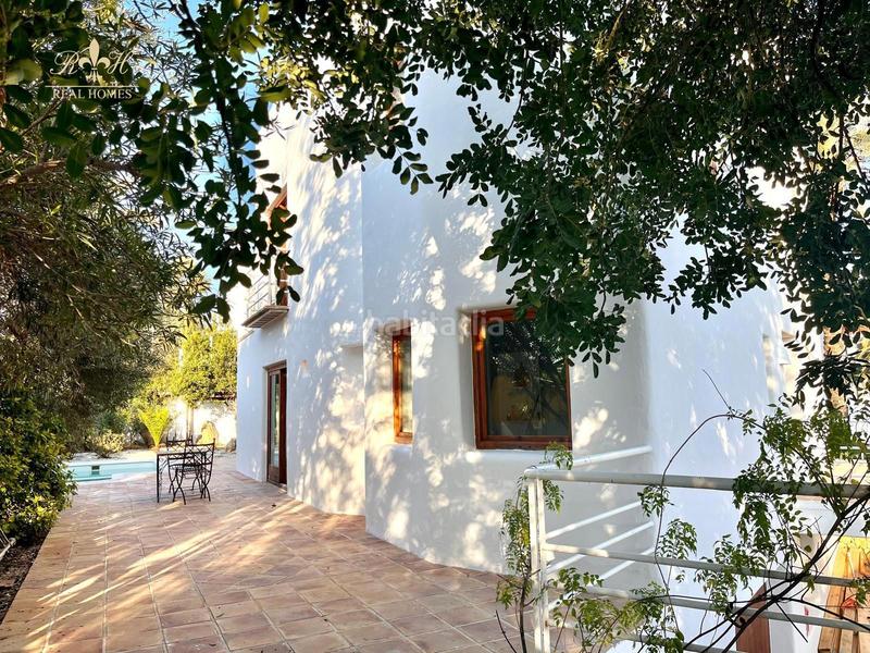 Foto 4f577296-1061-4f01-8338-f06cf5a92cc2. Miete chalet mit pool in Escandinavia-Cautivador Alfàs del Pi (l´)