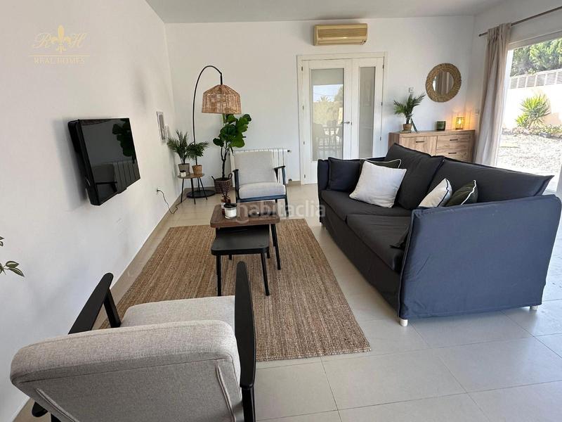 Foto 805a4521-ba8e-48c7-8b87-4a304b70cf89. Location maison jumelée avec parking piscine dans Escandinavia-Cautivador Alfàs del Pi (l´)