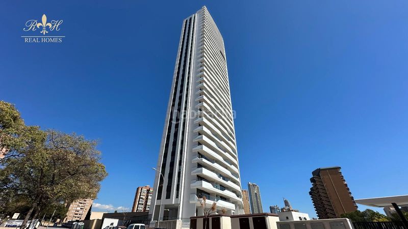 Foto ce54b8c5-a78c-46e8-8dfb-5933b93c5540. Pis amb calefacció aparcament piscina a Playa Poniente Benidorm