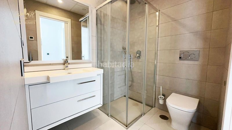 Foto 32cef4ac-3d6a-4f8c-9a98-760ae61a2fd1. Pis amb calefacció aparcament piscina a Playa Poniente Benidorm