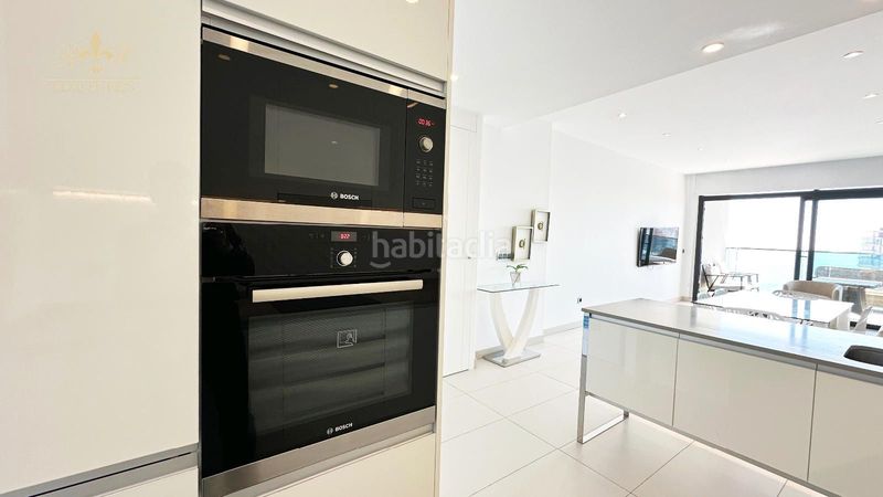 Foto 4f90f760-c3f2-44bc-9c6e-00e315b4db9b. Pis amb calefacció aparcament piscina a Playa Poniente Benidorm