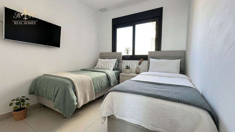 Foto 4fc5b184-8c29-4fb8-8eac-899ea2f1138f. Pis amb calefacció aparcament piscina a Playa Poniente Benidorm