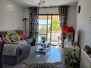 Piso  Joaqu�n rodrigo. Encantador apartamento en el coraz�n de albir con piscina comuni