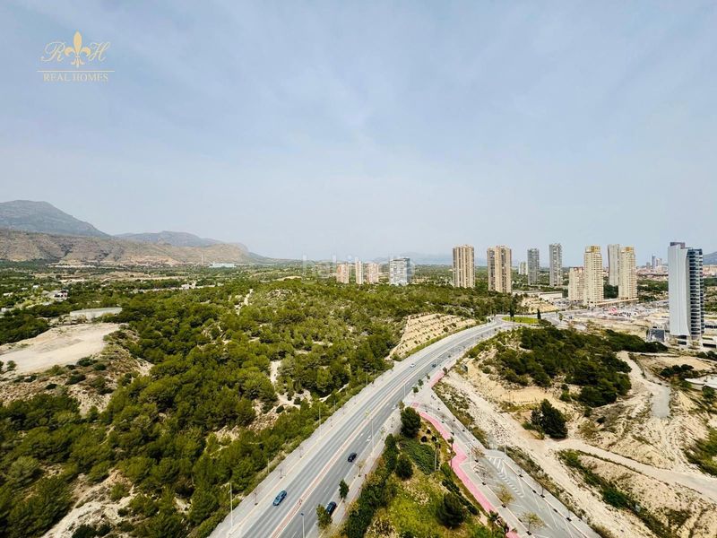 Foto cda285ca-ee12-467b-b4fa-912497c04e76. Pis amb piscina a Playa Poniente Benidorm