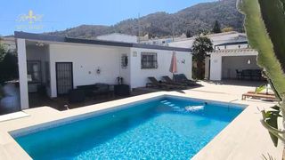 Miete Chalet  Panorama. Chalet independiente en alquiler en albir a partir de mayo