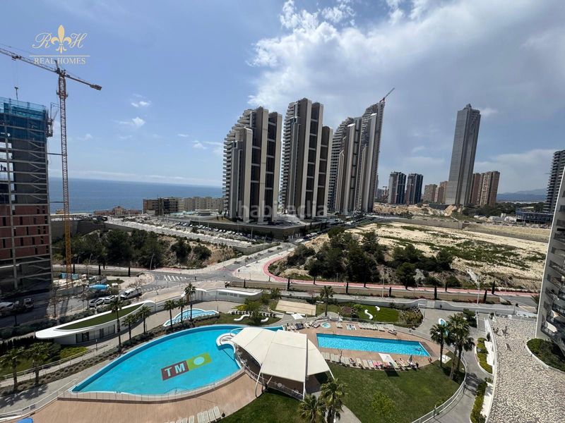 Foto ec79a153-86c5-4849-9bbd-81105b557e5e. Pis amb piscina a Playa Poniente Benidorm
