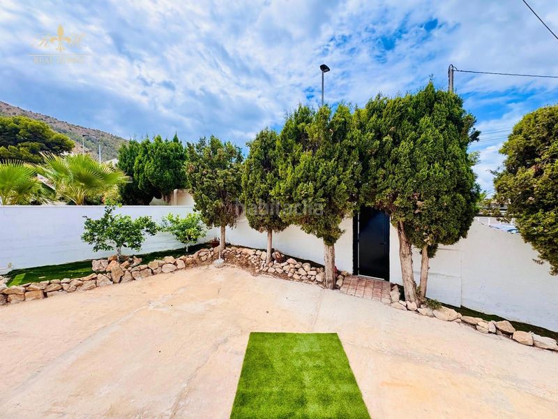 Foto 712a016b-5559-42d1-b102-850efbb7ebb6. Miete chalet mit pool in L´Albir Alfàs del Pi (l´)