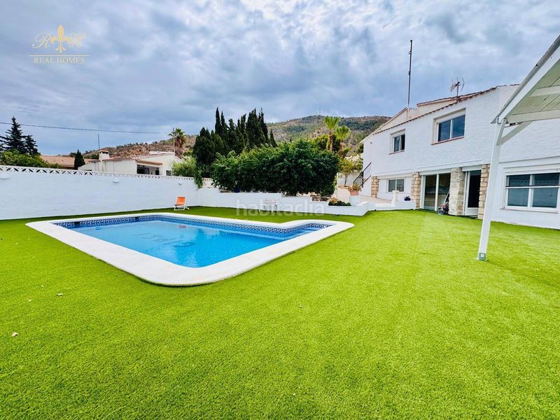 Foto a71461f0-2cb6-40b9-bce4-f447a3169ff9. Miete chalet mit pool in L´Albir Alfàs del Pi (l´)