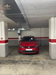 Parking coche en BALANDRO
