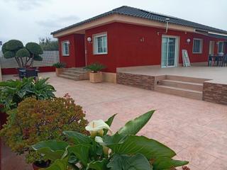 Xalet a Los Ramos. Chalet en venta en los ramos
