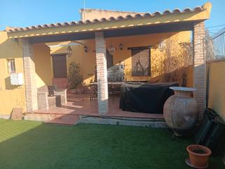 Xalet a Aljucer. Chalet en venta en aljucer