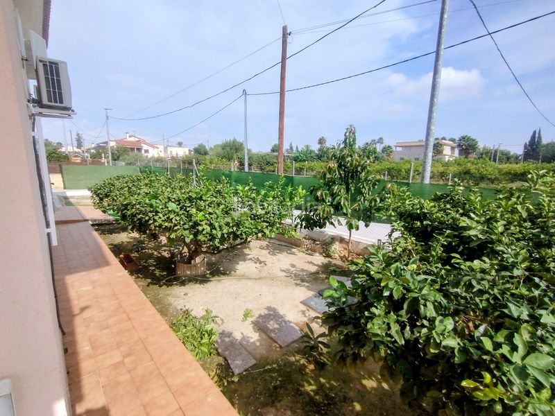 Foto 289d20f8-6520-418c-887f-c4e28f884455. Chalet mit heizung parking in Los Dolores Murcia
