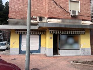 Local commercial à Infante-Juan Manuel