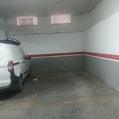 Aparcament cotxe a El Carmen. Plaza de garaje en venta en bº del carmen