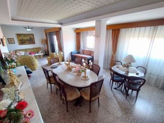 Pis a El Carmen. 2 pisos en venta en bº del carmen