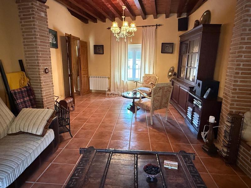 Foto c2a63b5d-95da-4ce3-8966-ae3ef54bf020. Masía casa de pueblo en provincia toledo en Alcabón