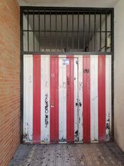 Aparcament cotxe en Centro Urbano. Plaza garaje cerca de avenida de la sierra