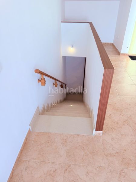 Foto 3d3806ed-36a2-4ac8-9e50-7512d0bb7bbd. Casa adossada a Cálig