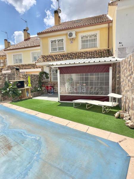 Foto 331fb66d-0950-4772-b628-eddfb47b9e21. Xalet amb calefacció aparcament piscina a Yuncos