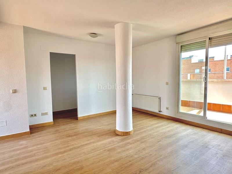 Foto 08aeef85-7032-45d9-b3f7-fdd5b2a6fad1. Duplex avec parking piscine dans La Ermita Parla