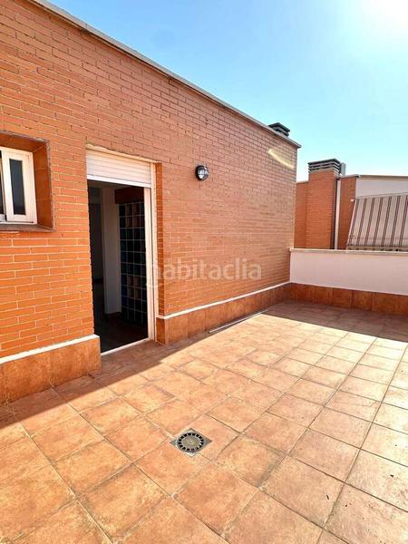 Foto 79406322-e5a8-4e68-a4d9-afe1eaa193de. Duplex avec parking piscine dans La Ermita Parla