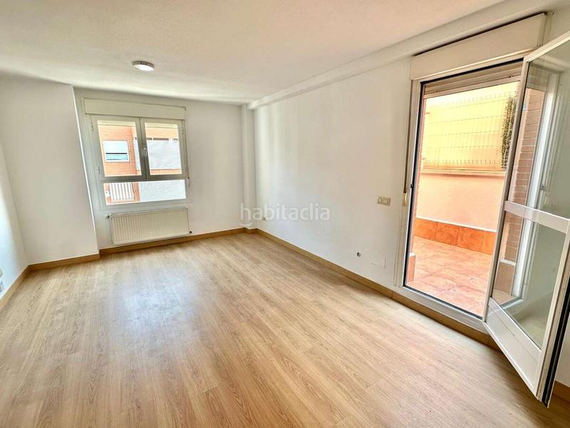 Foto 858cc549-7cfb-42fc-b3ba-7f980a39bb3d. Duplex avec parking piscine dans La Ermita Parla