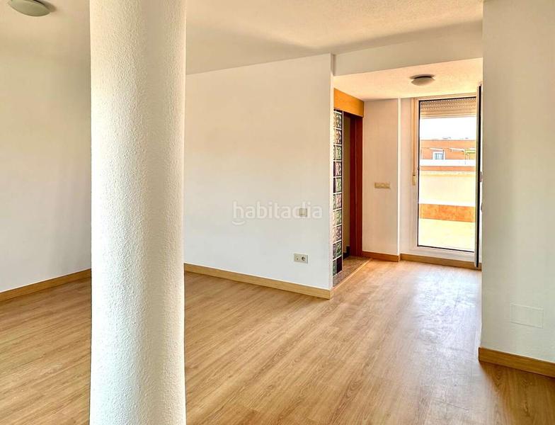 Foto 0c3e63f0-2d01-4ed1-a1bf-dc0410bfa72b. Zweistöckige wohnung mit parking pool in La Ermita Parla