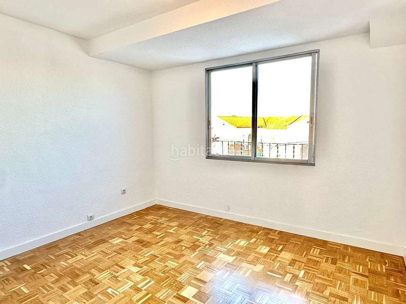 Foto 14e07189-b413-4e29-abed-aa087d2c2c2c. Appartement dans Abrantes Madrid