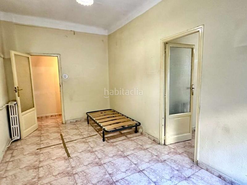 Foto da3ed484-a168-4ac6-8cc5-8484f280f383. Pis amb calefacció a Jerónimos Madrid