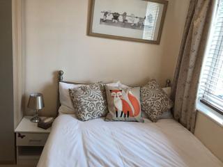 Miete Etagenwohnung in Ensanche - Fuenfresca. Piso con 1 dormitoryo amueblado y luminoso