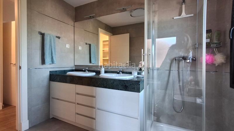 Foto 1fa78a45-fb5f-4487-b561-ddf44dbe29d6. Doppelhaus mit heizung parking pool in Quijorna