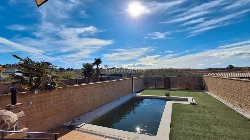 Foto 58822713-663f-45cd-86cd-85306aa408d5. Doppelhaus mit heizung parking pool in Quijorna