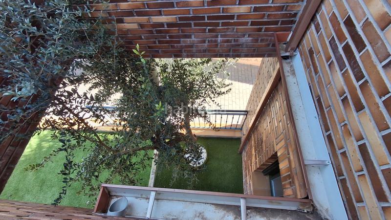 Foto 613ab47c-9ffa-4591-a96e-6ab7dbaa127f. Doppelhaus mit heizung parking pool in Quijorna