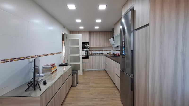 Foto 8a8500a2-e6d8-433b-a1b3-952b0364df16. Doppelhaus mit heizung parking pool in Quijorna