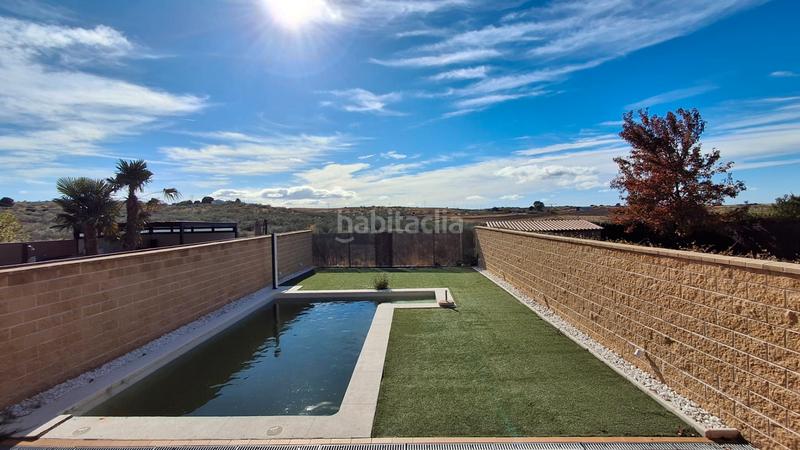 Foto b6152bca-8cf9-4661-8fe7-228b8f650169. Doppelhaus mit heizung parking pool in Quijorna